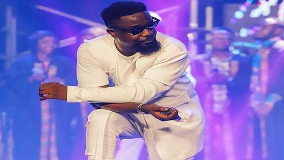 Sarkodie remembers his past as Accra Aca boy’s hot rap skills pops up in video