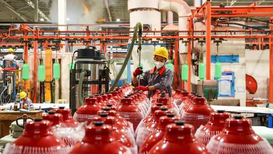 China factory output slumps but consumption offers bright spot