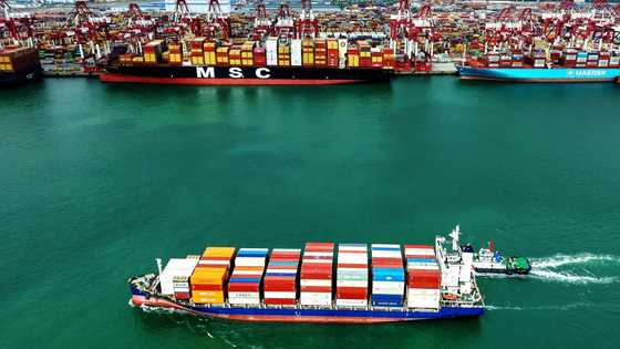 China accuses US of 'double standards' over new tariffs threat