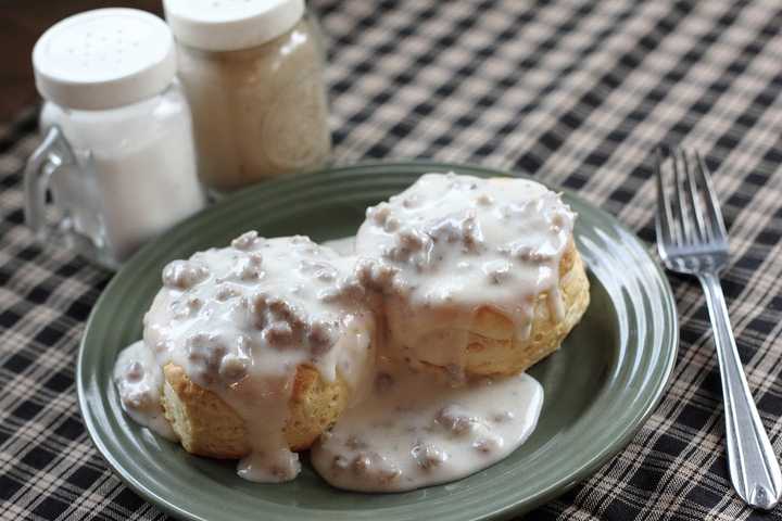 American foods: 60+ classic American dishes for breakfast, lunch and ...